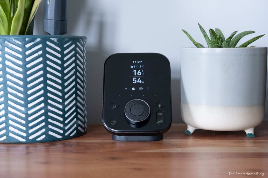 The SwitchBot Hub 3 in action